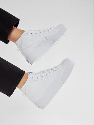 Buty sportowe damskie na wiosnę adidas ze sklepu: MODIVO w kategorii: Buty sportowe damskie - zdjęcie WP-EBWP-BKLVO-LN0_0000207772014