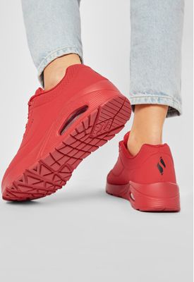 Buty sportowe męskie na wiosnę Skechers ze sklepu: MODIVO w kategorii: Buty sportowe męskie - zdjęcie WP-EBWP-BKLVO-LN0_0000208264013