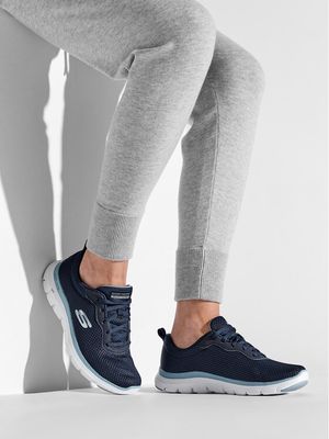 Buty sportowe damskie Skechers ze sklepu: MODIVO w kategorii: Buty sportowe damskie - zdjęcie WP-EBWP-BKLVO-LN0_0000209007381