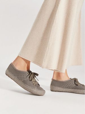 Espadryle damskie casual Emu Australia ze sklepu: MODIVO w kategorii: Espadryle damskie - zdjęcie WP-EBWP-BKLVO-LN0_0000209836653