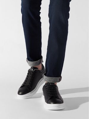 Buty sportowe męskie Armani Exchange ze sklepu: MODIVO w kategorii: Buty sportowe męskie - zdjęcie WP-EBWP-BKLVO-LN0_0000209891065