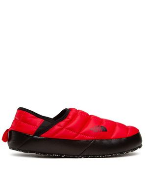 Kapcie męskie zimowe The North Face ze sklepu: MODIVO w kategorii: Kapcie męskie - zdjęcie WP-EBWP-BKLVO-LN0_0000301253563