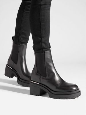 DKNY - Botki wiosenne ze sklepu: MODIVO w kategorii: Botki - zdjęcie WP-EBWP-BKLVO-LN0_0000303077549