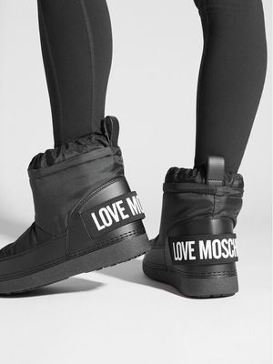 Śniegowce damskie sportowe Love Moschino ze sklepu: MODIVO w kategorii: Śniegowce damskie - zdjęcie WP-EBWP-BKLVO-LN0_0000303282110