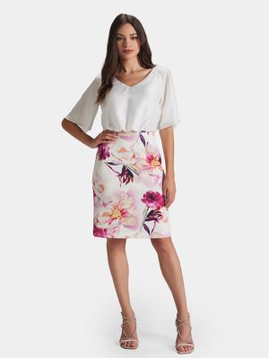 Sukienka casual Swing ze sklepu: MODIVO w kategorii: Sukienki - zdjęcie WP-EBWP-BKLVO-LN0_0000303552008