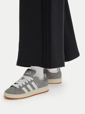 Buty sportowe damskie wiosenne adidas ze sklepu: MODIVO w kategorii: Buty sportowe damskie - zdjęcie WP-EBWP-BKLVO-LN0_0000304853289