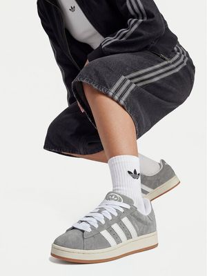 Buty sportowe damskie wiosenne adidas ze sklepu: MODIVO w kategorii: Buty sportowe damskie - zdjęcie WP-EBWP-BKLVO-LN0_0000304853289