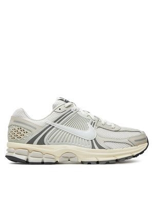 Buty sportowe męskie Nike ze sklepu: MODIVO w kategorii: Buty sportowe męskie - zdjęcie WP-EBWP-BKLVO-LN0_0000304968952