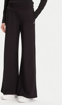 Spodnie damskie casual EA7 Emporio Armani ze sklepu: MODIVO w kategorii: Spodnie damskie - zdjęcie WP-EBWP-BKLVO-LN0_0000305208088
