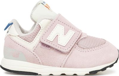 Buty sportowe dziecięce na wiosnę New Balance ze sklepu: MODIVO w kategorii: Buty sportowe dziecięce - zdjęcie WP-EBWP-BKLVO-LN0_0000305308764