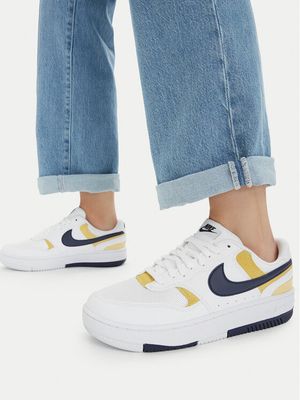 Buty sportowe damskie na wiosnę Nike ze sklepu: MODIVO w kategorii: Buty sportowe damskie - zdjęcie WP-EBWP-BKLVO-LN0_0000305405357
