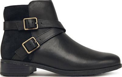 Botki jesienne Clarks ze sklepu: MODIVO w kategorii: Botki - zdjęcie WP-EBWP-BKLVO-LN0_0000305418265