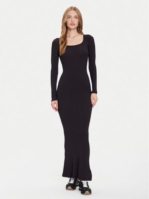 Sukienka casualowa Guess ze sklepu: MODIVO w kategorii: Sukienki - zdjęcie WP-EBWP-BKLVO-LN0_0000305457349