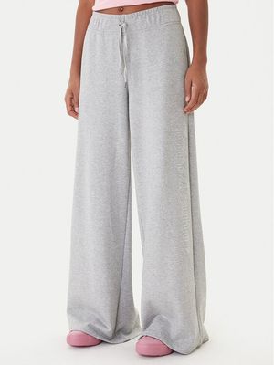 Juicy Couture - Spodnie damskie bez wzorów sportowe ze sklepu: MODIVO w kategorii: Spodnie damskie - zdjęcie WP-EBWP-BKLVO-LN0_0000305589019