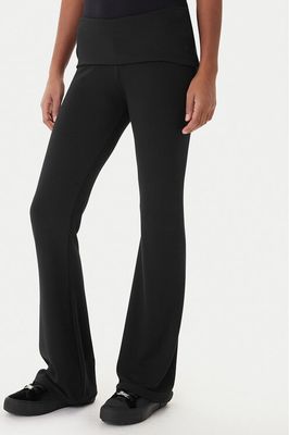 Spodnie damskie bez wzorów Juicy Couture ze sklepu: MODIVO w kategorii: Spodnie damskie - zdjęcie WP-EBWP-BKLVO-LN0_0000305589118