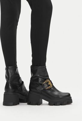 Versace Jeans Couture - Botki na jesień ze sklepu: MODIVO w kategorii: Botki - zdjęcie WP-EBWP-BKLVO-LN0_0000305600653