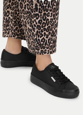 Buty sportowe damskie na wiosnę Calvin Klein ze sklepu: MODIVO w kategorii: Buty sportowe damskie - zdjęcie WP-EBWP-BKLVO-LN0_0000305621184