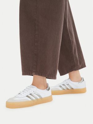 Buty sportowe damskie na wiosnę adidas ze sklepu: MODIVO w kategorii: Buty sportowe damskie - zdjęcie WP-EBWP-BKLVO-LN0_0000305635679