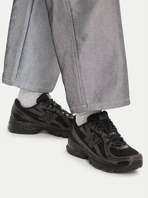 Buty sportowe damskie New Balance ze sklepu: MODIVO w kategorii: Buty sportowe damskie - zdjęcie WP-EBWP-BKLVO-LN0_0000305663092