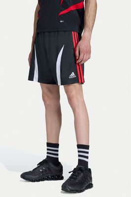 Spodenki męskie na zimę adidas ze sklepu: MODIVO w kategorii: Spodenki męskie - zdjęcie WP-EBWP-BKLVO-LN0_0000305779809