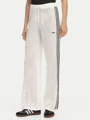 Spodnie damskie na lato adidas ze sklepu: MODIVO w kategorii: Spodnie damskie - zdjęcie WP-EBWP-BKLVO-LN0_0000305784407