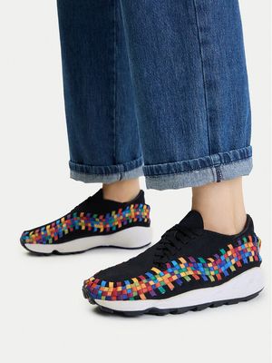 Buty sportowe damskie na wiosnę Nike ze sklepu: MODIVO w kategorii: Buty sportowe damskie - zdjęcie WP-EBWP-BKLVO-LN0_0000305816948