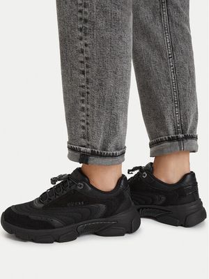 Buty sportowe damskie na wiosnę Guess ze sklepu: MODIVO w kategorii: Buty sportowe damskie - zdjęcie WP-EBWP-BKLVO-LN0_0000305817860