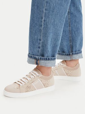 Buty sportowe damskie na wiosnę Guess ze sklepu: MODIVO w kategorii: Buty sportowe damskie - zdjęcie WP-EBWP-BKLVO-LN0_0000305817938