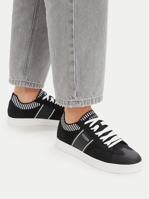 Buty sportowe damskie na wiosnę Guess ze sklepu: MODIVO w kategorii: Buty sportowe damskie - zdjęcie WP-EBWP-BKLVO-LN0_0000305817952