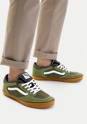 Buty sportowe męskie na wiosnę Vans ze sklepu: MODIVO w kategorii: Buty sportowe męskie - zdjęcie WP-EBWP-BKLVO-LN0_0000305870636
