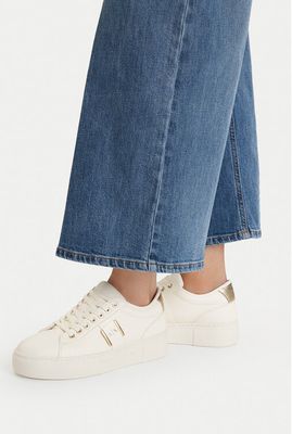 Buty sportowe damskie na wiosnę Armani Exchange ze sklepu: MODIVO w kategorii: Buty sportowe damskie - zdjęcie WP-EBWP-BKLVO-LN0_0000305967602