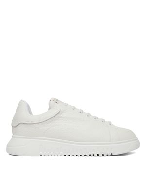 Buty sportowe męskie na wiosnę Emporio Armani ze sklepu: MODIVO w kategorii: Buty sportowe męskie - zdjęcie WP-EBWP-BKLVO-LN0_0000305972224