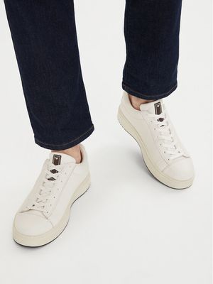 Buty sportowe męskie na wiosnę Emporio Armani ze sklepu: MODIVO w kategorii: Buty sportowe męskie - zdjęcie WP-EBWP-BKLVO-LN0_0000305972330