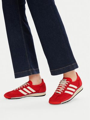 Buty sportowe damskie wiosenne adidas ze sklepu: MODIVO w kategorii: Buty sportowe damskie - zdjęcie WP-EBWP-BKLVO-LN0_0000305973306
