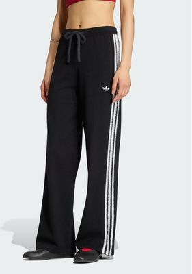Spodnie damskie adidas ze sklepu: MODIVO w kategorii: Spodnie damskie - zdjęcie WP-EBWP-BKLVO-LN0_0000305987013