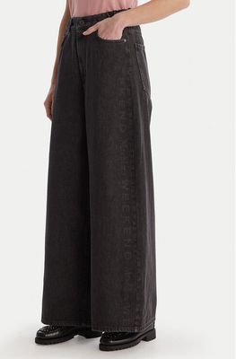 Jeansy damskie na wiosnę Weekend Max Mara ze sklepu: MODIVO w kategorii: Jeansy damskie - zdjęcie WP-EBWP-BKLVO-LN0_0000305999764