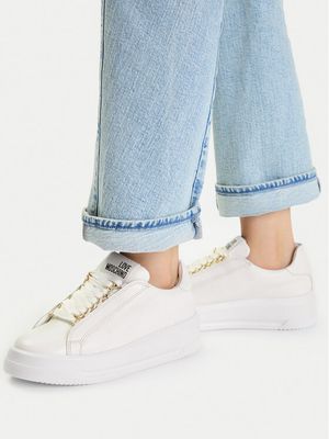 Buty sportowe damskie wiosenne Love Moschino ze sklepu: MODIVO w kategorii: Buty sportowe damskie - zdjęcie WP-EBWP-BKLVO-LN0_0000306002357