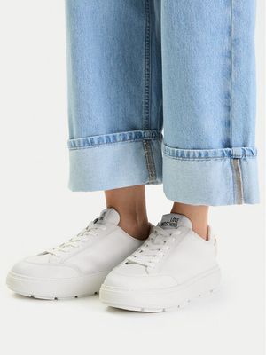 Buty sportowe damskie na wiosnę Love Moschino ze sklepu: MODIVO w kategorii: Buty sportowe damskie - zdjęcie WP-EBWP-BKLVO-LN0_0000306002494