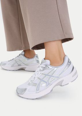 Buty sportowe damskie na wiosnę asics ze sklepu: MODIVO w kategorii: Buty sportowe damskie - zdjęcie WP-EBWP-BKLVO-LN0_0000306008915