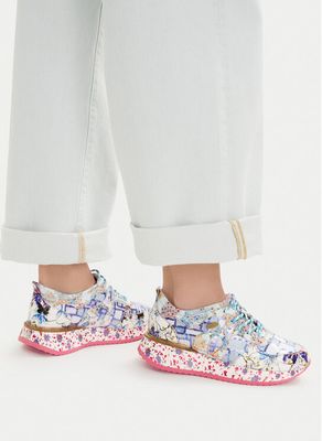 Buty sportowe damskie na wiosnę Laura Vita ze sklepu: MODIVO w kategorii: Buty sportowe damskie - zdjęcie WP-EBWP-BKLVO-LN0_0000306043312