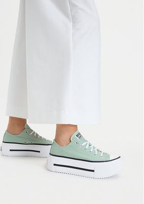 Trampki damskie na wiosnę Converse ze sklepu: MODIVO w kategorii: Trampki damskie - zdjęcie WP-EBWP-BKLVO-LN0_0000306066595