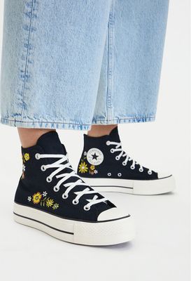 Trampki damskie na wiosnę Converse ze sklepu: MODIVO w kategorii: Trampki damskie - zdjęcie WP-EBWP-BKLVO-LN0_0000306066861