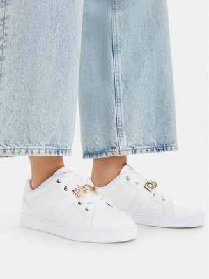 Buty sportowe damskie na wiosnę Guess ze sklepu: MODIVO w kategorii: Buty sportowe damskie - zdjęcie WP-EBWP-BKLVO-LN0_0000306154759