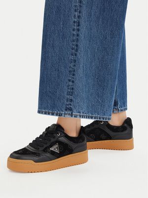 Buty sportowe damskie wiosenne Guess ze sklepu: MODIVO w kategorii: Buty sportowe damskie - zdjęcie WP-EBWP-BKLVO-LN0_0000306154841