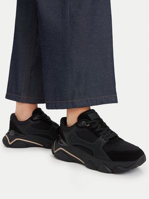 Buty sportowe damskie wiosenne Guess ze sklepu: MODIVO w kategorii: Buty sportowe damskie - zdjęcie WP-EBWP-BKLVO-LN0_0000306154889