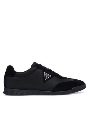 Buty sportowe męskie jesienne Guess ze sklepu: MODIVO w kategorii: Buty sportowe męskie - zdjęcie WP-EBWP-BKLVO-LN0_0000306155466