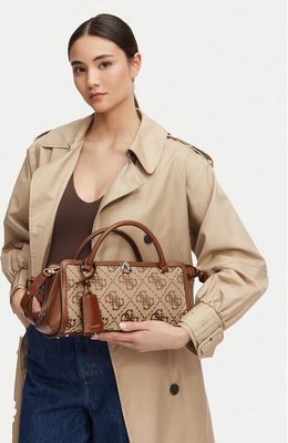 Kuferek elegancki Guess ze sklepu: MODIVO w kategorii: Kuferki - zdjęcie WP-EBWP-BKLVO-LN0_0000306156937