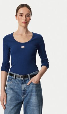 Bluzka damska na wiosnę Calvin Klein Jeans ze sklepu: MODIVO w kategorii: Bluzki damskie - zdjęcie WP-EBWP-BKLVO-LN0_0000306169982