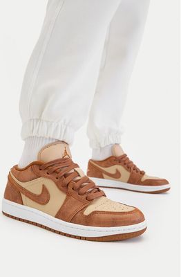 Buty sportowe damskie na wiosnę Nike ze sklepu: MODIVO w kategorii: Buty sportowe damskie - zdjęcie WP-EBWP-BKLVO-LN0_0000306199057