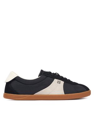 Buty sportowe damskie wiosenne HUGO ze sklepu: MODIVO w kategorii: Buty sportowe damskie - zdjęcie WP-EBWP-BKLVO-LN0_0000306223844